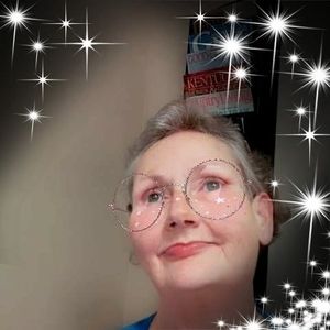 Meet your Posher, Pam